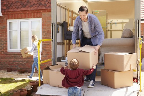 Estimated van load pricing for a small flat move