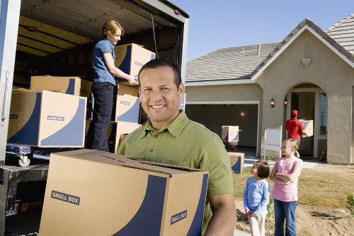 Booking and payment terms for a moving service